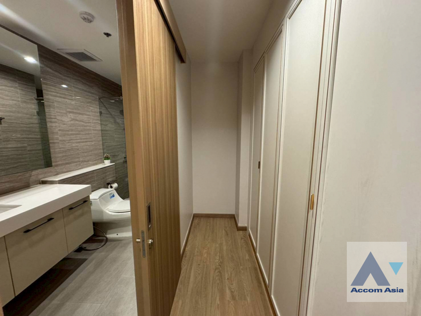 13  2 br Apartment For Rent in Sathorn ,Bangkok BTS Chong Nonsi at Luxury Designed in Prime Area AA33432