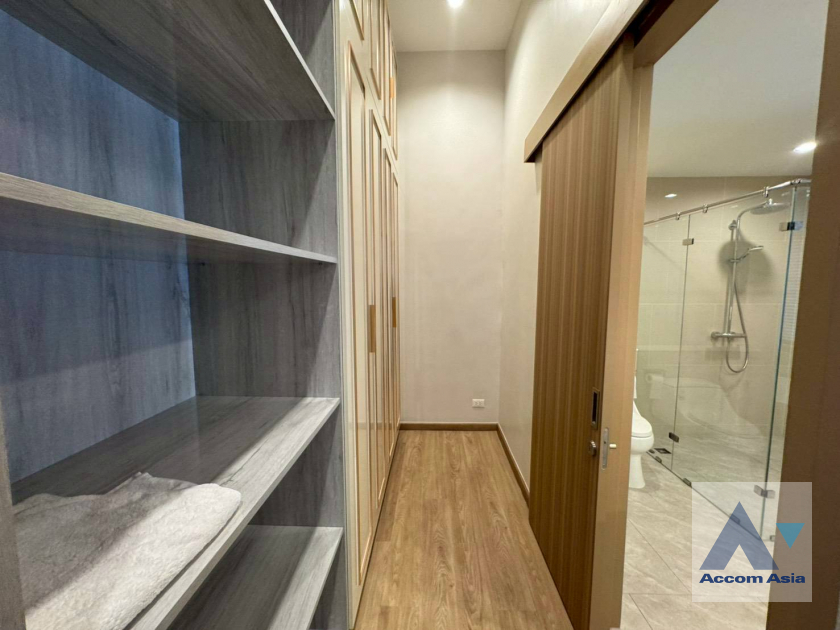 10  3 br Apartment For Rent in Sathorn ,Bangkok BTS Chong Nonsi at Luxury Designed in Prime Area AA33439