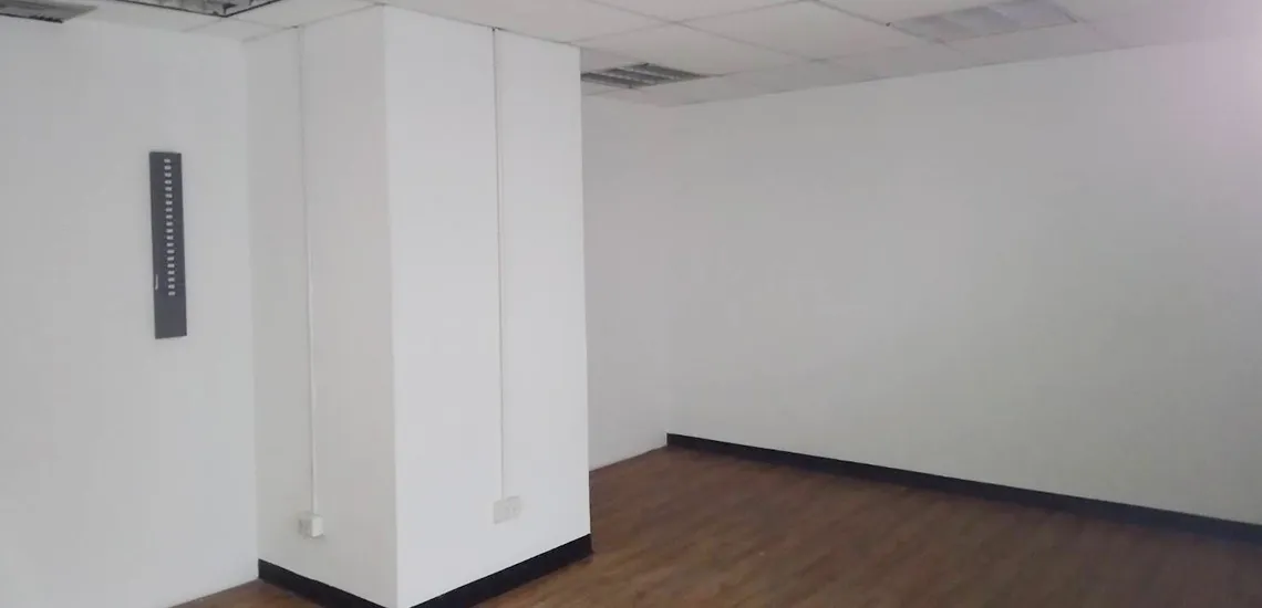 8  Office Space For Rent in Phaholyothin ,Bangkok ARL Phayathai - BTS Phaya Thai at Phayathai Plaza AA33473