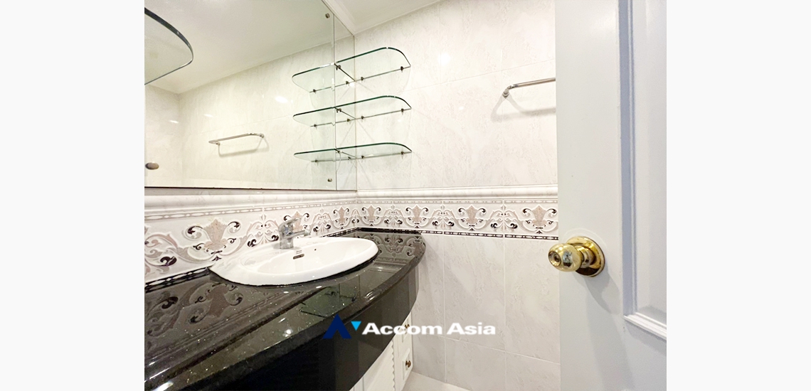 12  1 br Condominium For Rent in Ploenchit ,Bangkok BTS Ploenchit at Life One Wireless AA33501