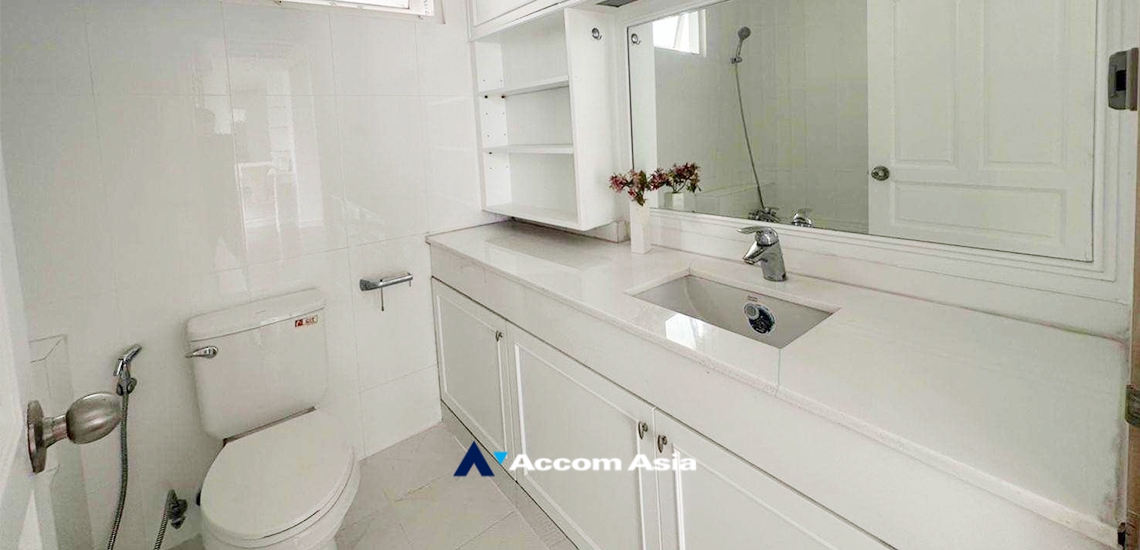 11  3 br Apartment For Rent in Sukhumvit ,Bangkok BTS Asok - MRT Sukhumvit at Perfect for family AA33512