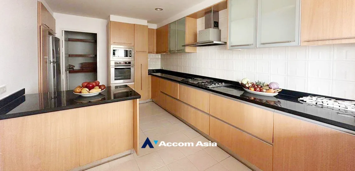 unitPet friendly |  3 Bedrooms  Apartment For Rent in Sukhumvit, Bangkok  near BTS Asok - MRT Sukhumvit (AA33512)