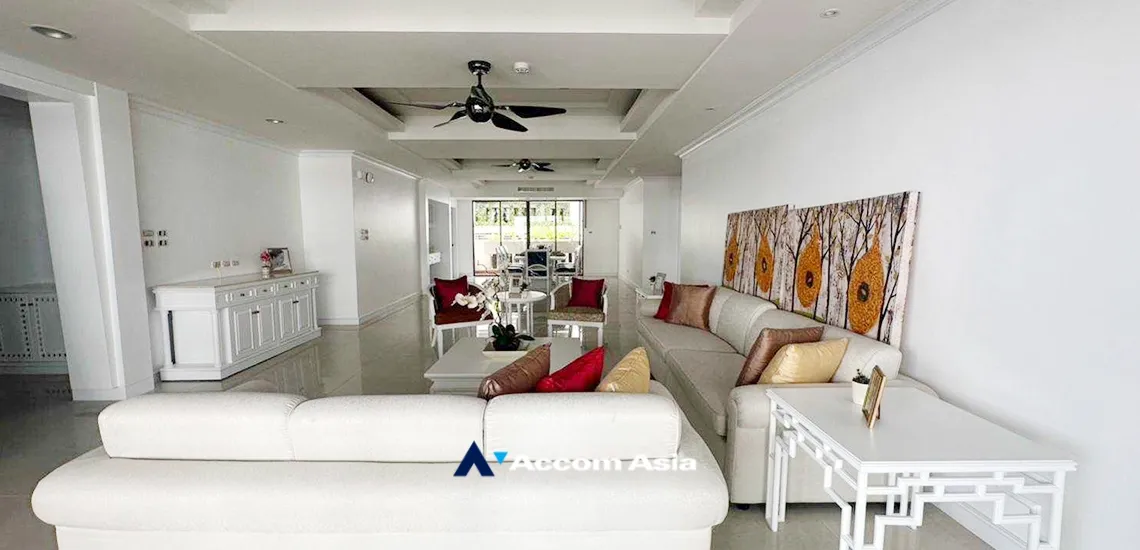 unitPet friendly |  3 Bedrooms  Apartment For Rent in Sukhumvit, Bangkok  near BTS Asok - MRT Sukhumvit (AA33512)
