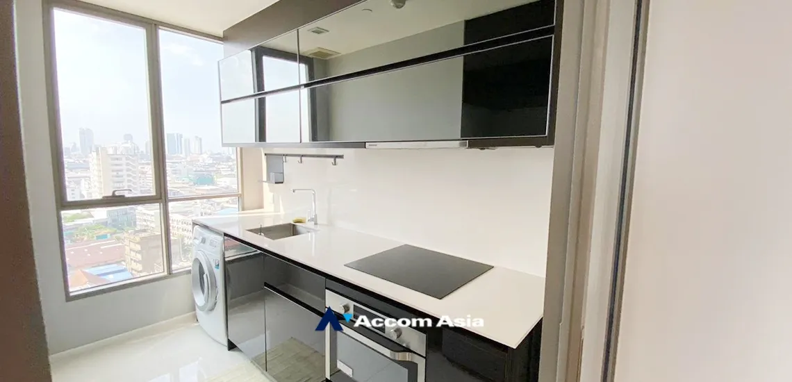 unit 2 Bedrooms  Condominium For Rent in Sathorn, Bangkok  near BTS Saint Louis (AA33526)