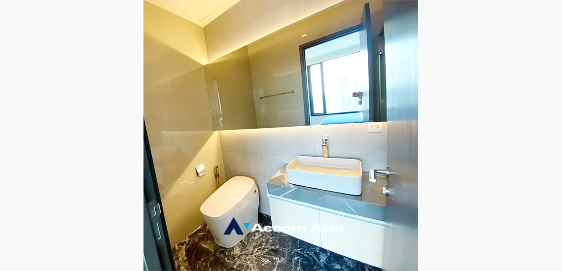 unit 1 Bedroom  Condominium For Rent in Sukhumvit, Bangkok  near MRT Sukhumvit - BTS Asok (AA33528)