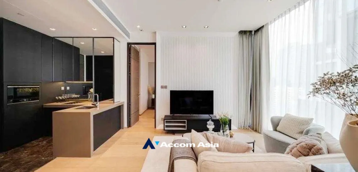 unit 2 Bedrooms  Condominium For Rent in Ploenchit, Bangkok  near BTS Chitlom (AA33544)