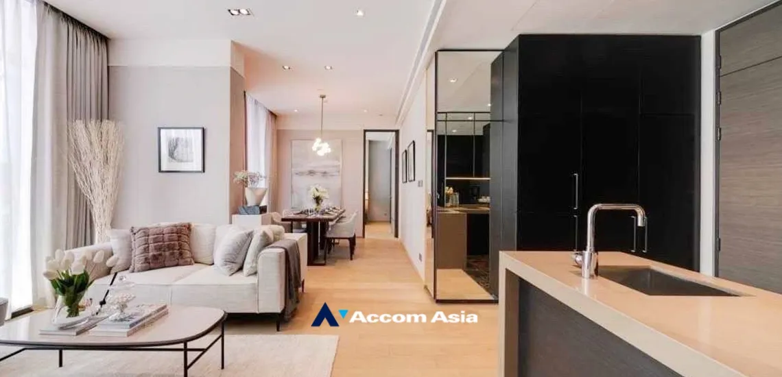 unit 2 Bedrooms  Condominium For Rent in Ploenchit, Bangkok  near BTS Chitlom (AA33544)