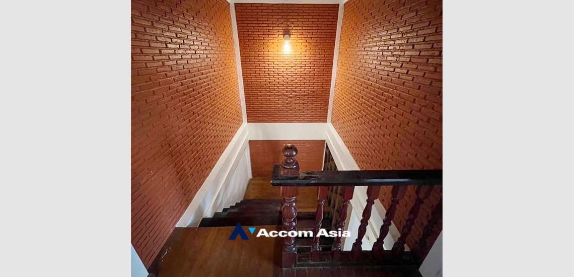 7  3 br House For Rent in Sukhumvit ,Bangkok BTS Phra khanong AA33573