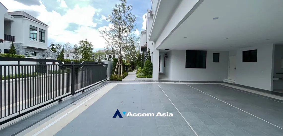 unit 5 Bedrooms  House For Rent & Sale in Latkrabang, Bangkok  near ARL Ban Thap Chang (AA33612)
