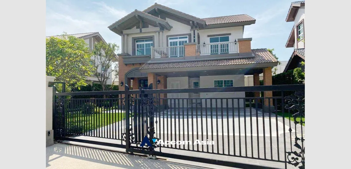 unit 4 Bedrooms  House For Rent in Bang Na, Bangkok  (AA33626)