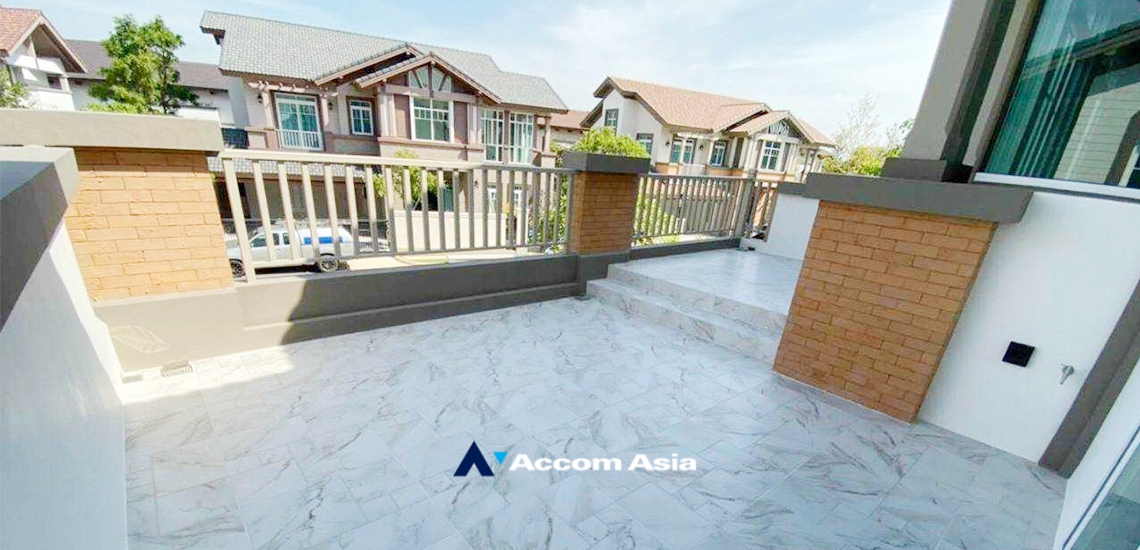 10  4 br House For Rent in Bang Na ,Bangkok  at Nantawan Bangna AA33626