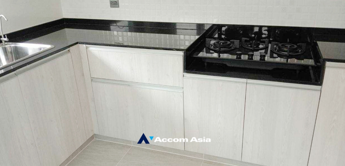 5  4 br House For Rent in Bang Na ,Bangkok  at Nantawan Bangna AA33626