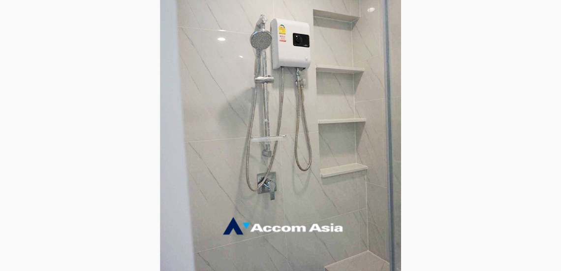 13  4 br House For Rent in Bang Na ,Bangkok  at Nantawan Bangna AA33626