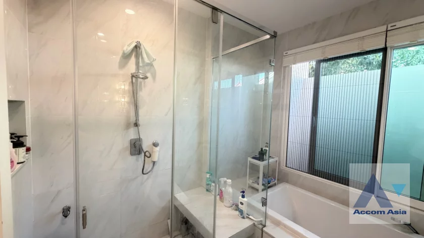 9  4 br House for rent and sale in Bang Na ,Bangkok  at Nantawan Bangna AA33626