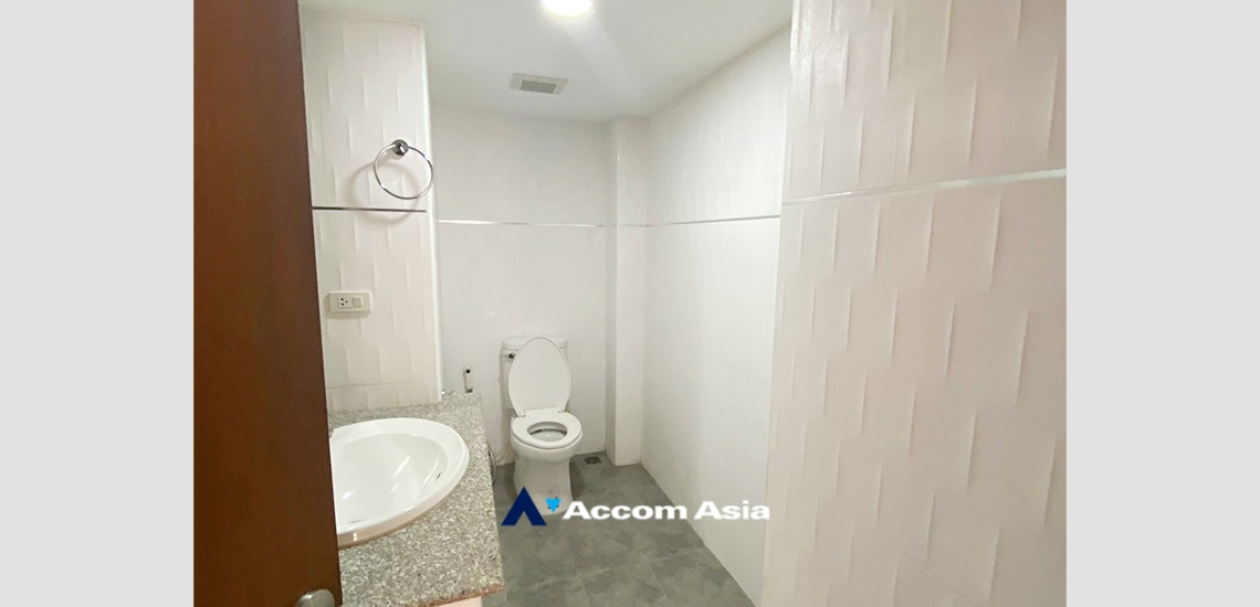 14  3 br Apartment For Rent in Sukhumvit ,Bangkok BTS Phrom Phong at Family Size Residence Starting at 280 Sqm AA33645