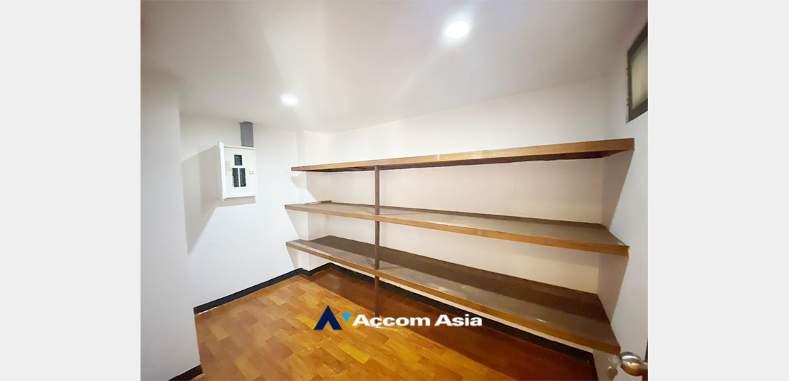 11  3 br Apartment For Rent in Sukhumvit ,Bangkok BTS Phrom Phong at Family Size Residence Starting at 280 Sqm AA33645