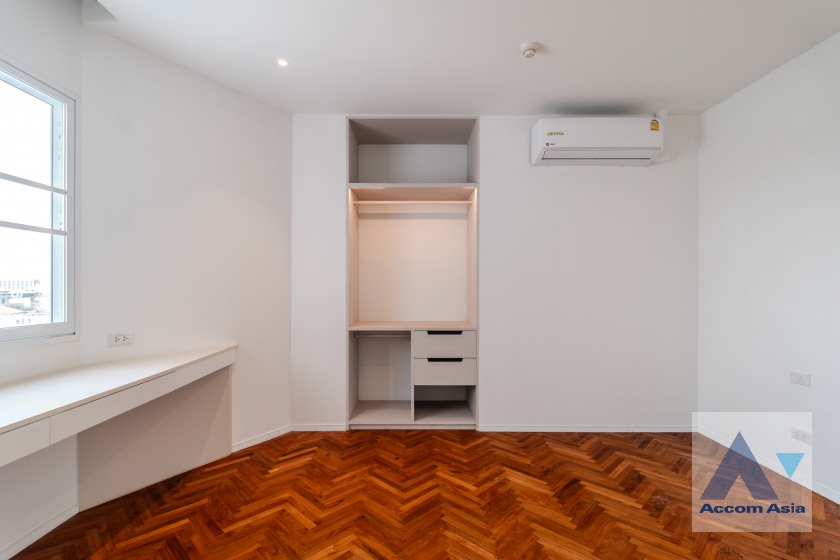 23  3 br Apartment for rent and sale in Sathorn ,Bangkok BRT Technic Krungthep at Perfect life in Bangkok AA33670