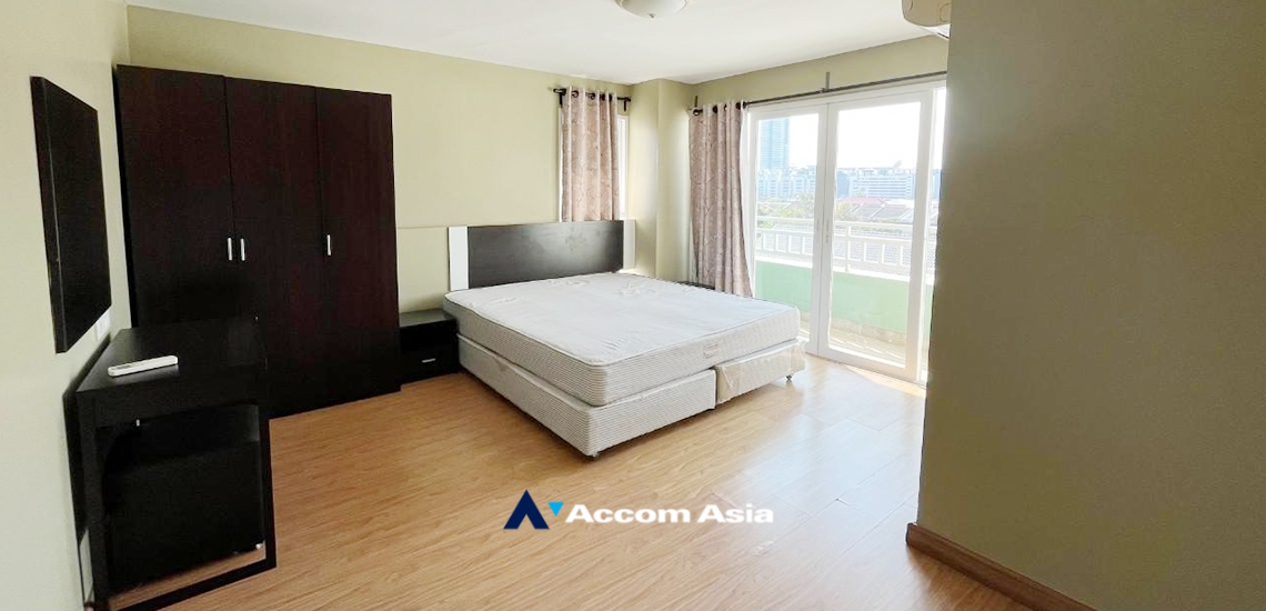 5  2 br Condominium For Rent in Bang Na ,Bangkok  at Baanruenrom Bangna AA33676