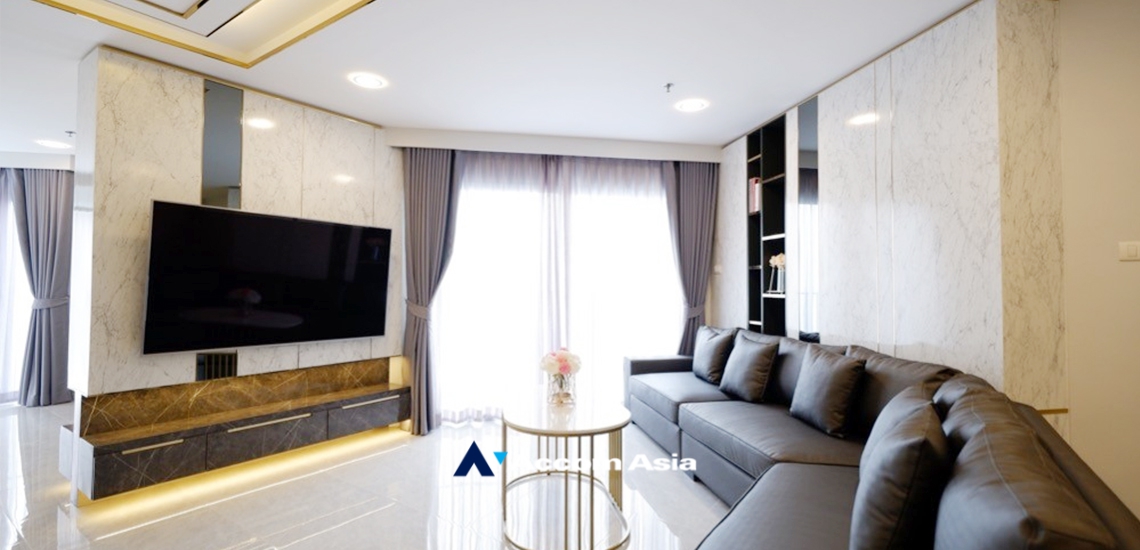 Condominium For Sale in Ratchadaphisek, Bangkok Code AA33696