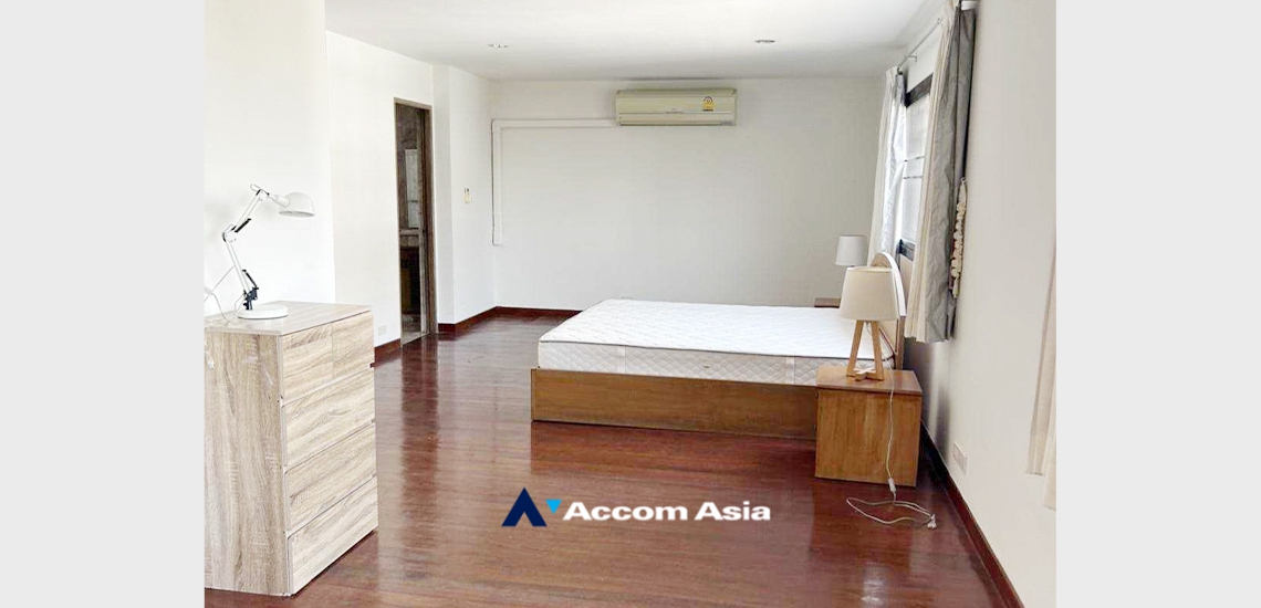 9  2 br Apartment For Rent in Phaholyothin ,Bangkok BTS Ari at Homely atmosphere AA33731