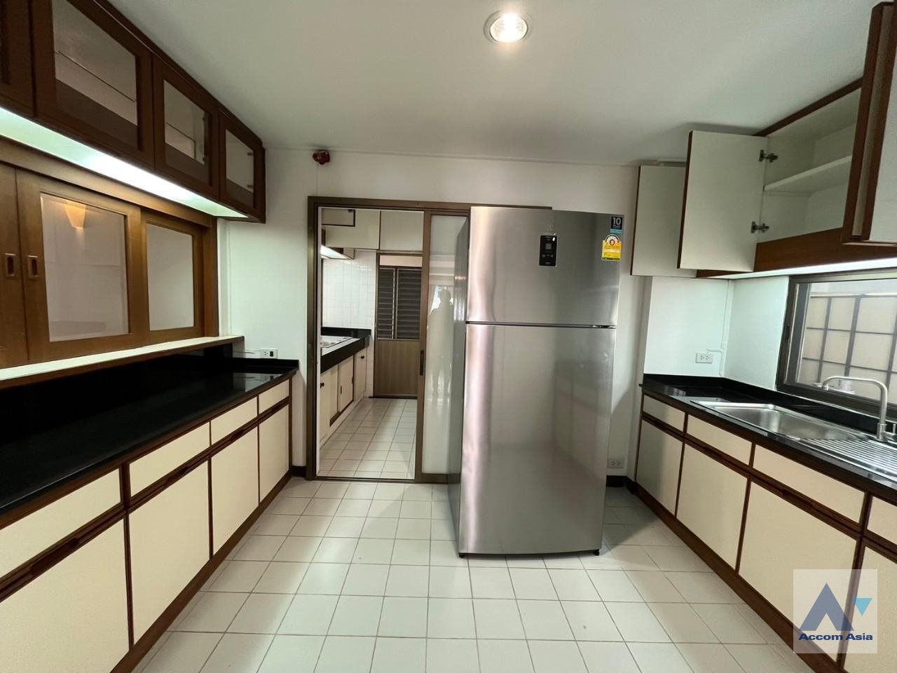 9  4 br House for rent and sale in Phaholyothin ,Bangkok BTS Saphan-Kwai at House in Compound AA33788