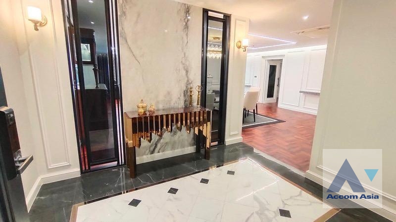  1  3 br Condominium For Rent in Sukhumvit ,Bangkok BTS Nana at Kallista Mansion AA33800