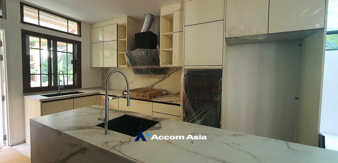 5  4 br House For Sale in Sukhumvit ,Bangkok BTS Phra khanong at Baan Sansiri Sukhumvit 67 AA33863