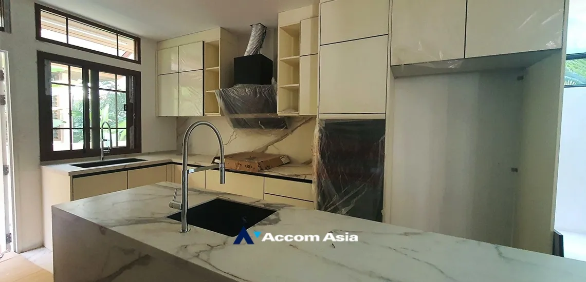 5  4 br House For Sale in Sukhumvit ,Bangkok BTS Phra khanong at Baan Sansiri Sukhumvit 67 AA33863