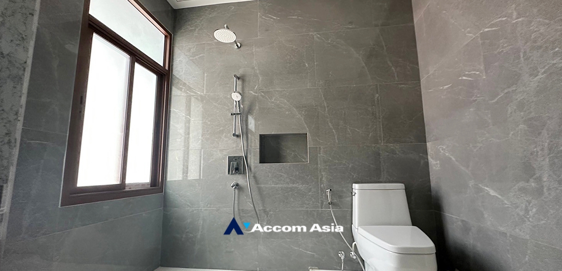 13  4 br House For Sale in Sukhumvit ,Bangkok BTS Phra khanong at Baan Sansiri Sukhumvit 67 AA33863