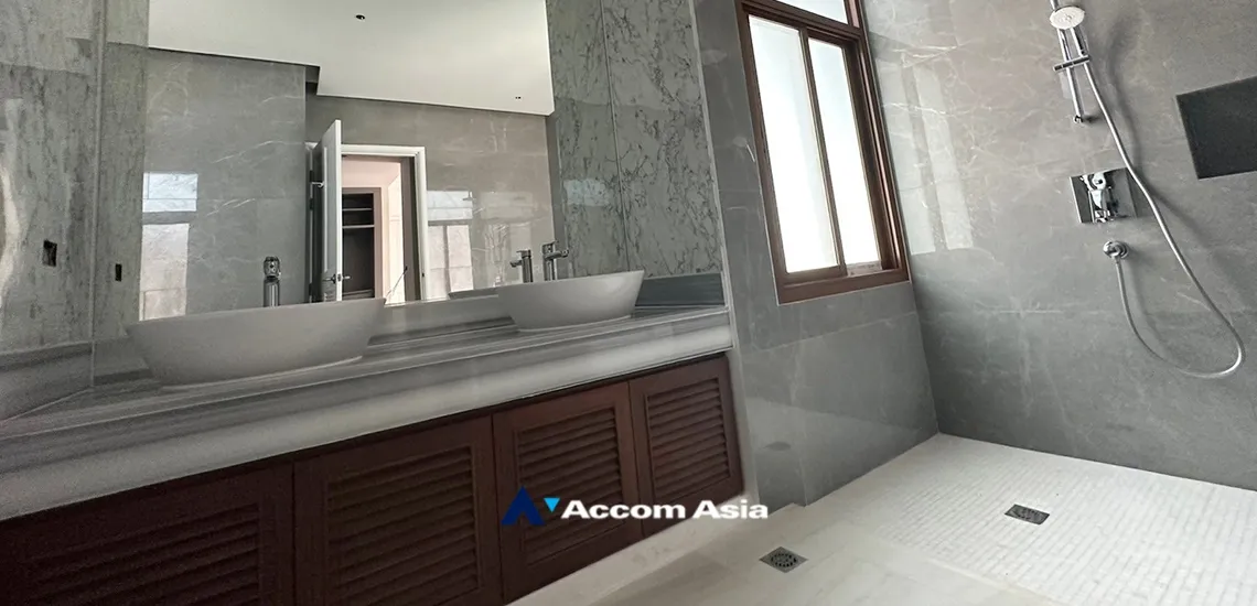 14  4 br House For Sale in Sukhumvit ,Bangkok BTS Phra khanong at Baan Sansiri Sukhumvit 67 AA33863