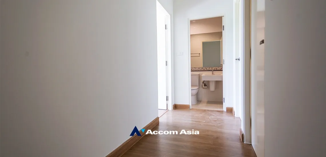 unitHome Office, Partly Furnished |  4 Bedrooms  Townhouse For Rent in Samutprakan, Samutprakan  (AA33897)