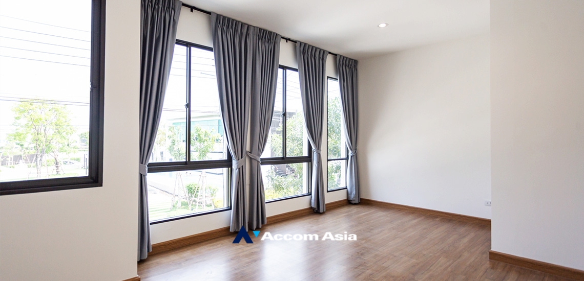 8  4 br Townhouse For Rent in Samutprakan ,Samutprakan  at House AA33897