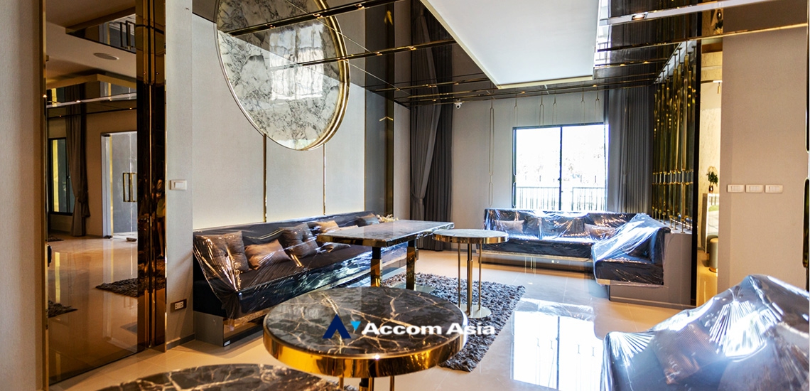 12  4 br Townhouse For Rent in Samutprakan ,Samutprakan  at House AA33897