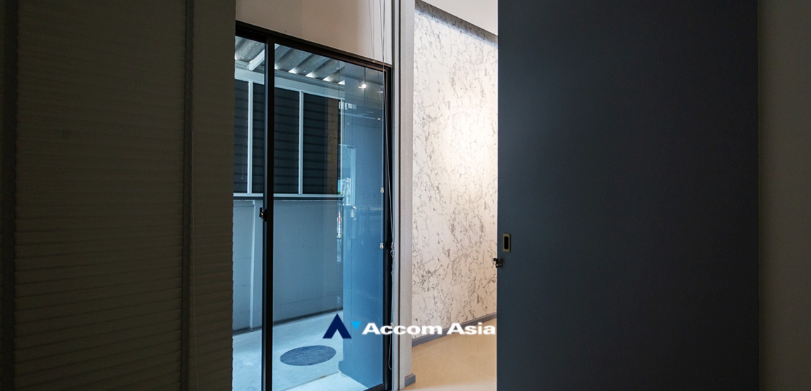 22  4 br Townhouse For Rent in Samutprakan ,Samutprakan  at House AA33897