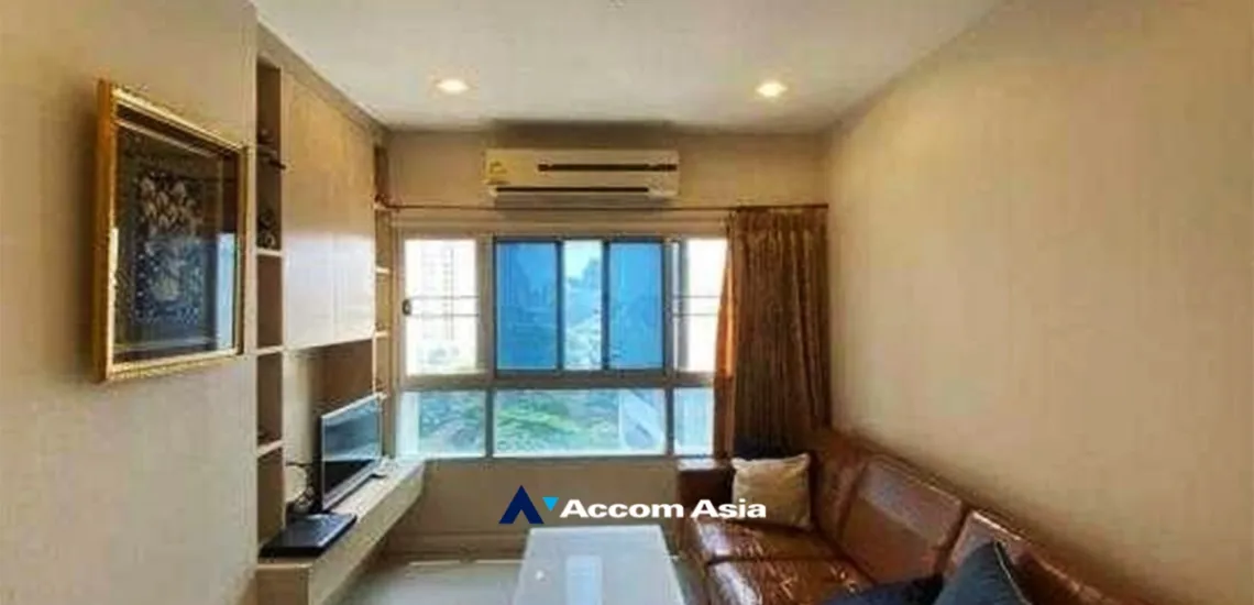 unitQ House Condo Sathon
