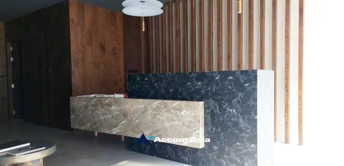 unitHome Office |  4 Bedrooms  Townhouse For Rent & Sale in Pattanakarn, Bangkok  near BTS On Nut (AA33947)