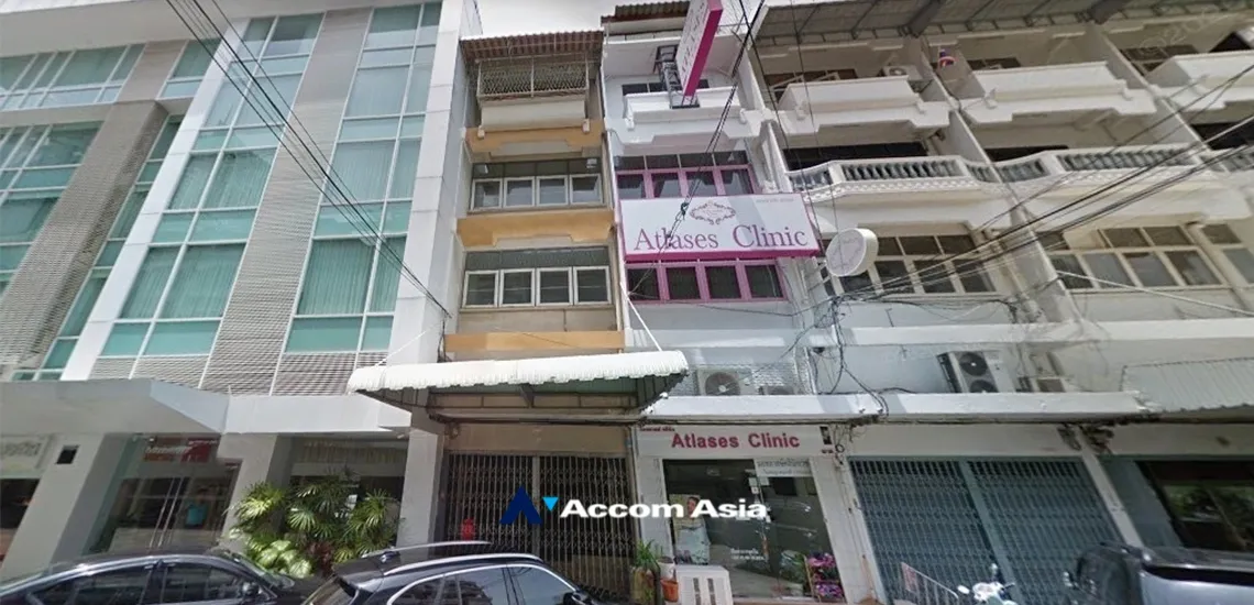  1  3 br Building For Rent in Sukhumvit ,Bangkok BTS Asok AA33985