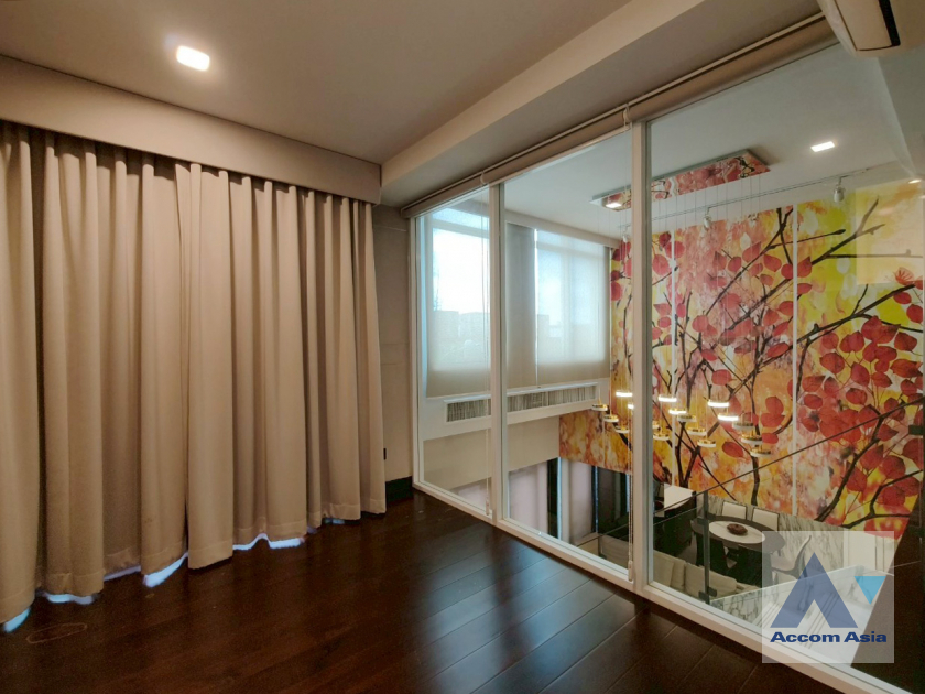 16  3 br Condominium for rent and sale in Sathorn ,Bangkok MRT Khlong Toei at Maestro 01 Sathorn Yenakat AA34008