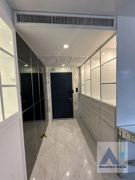 10  3 br Condominium for rent and sale in Sathorn ,Bangkok MRT Khlong Toei at Maestro 01 Sathorn Yenakat AA34008