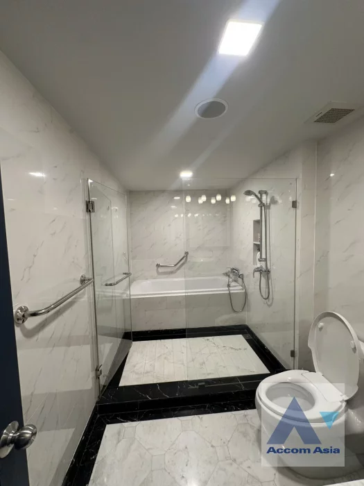 23  3 br Condominium for rent and sale in Sathorn ,Bangkok MRT Khlong Toei at Maestro 01 Sathorn Yenakat AA34008
