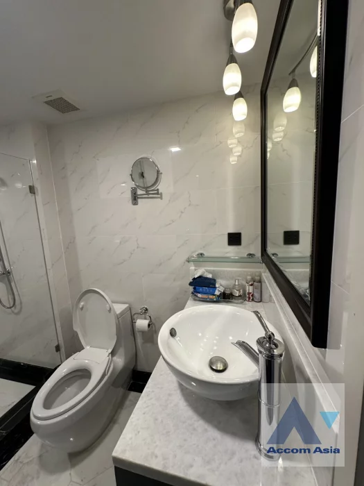 24  3 br Condominium for rent and sale in Sathorn ,Bangkok MRT Khlong Toei at Maestro 01 Sathorn Yenakat AA34008