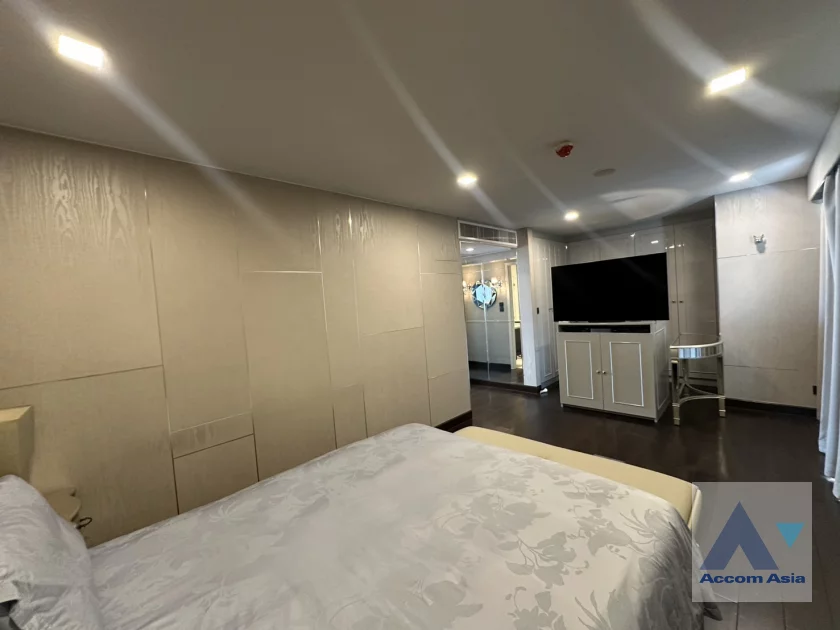 18  3 br Condominium for rent and sale in Sathorn ,Bangkok MRT Khlong Toei at Maestro 01 Sathorn Yenakat AA34008