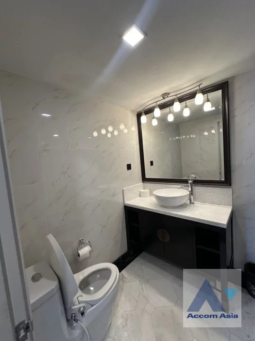 25  3 br Condominium for rent and sale in Sathorn ,Bangkok MRT Khlong Toei at Maestro 01 Sathorn Yenakat AA34008