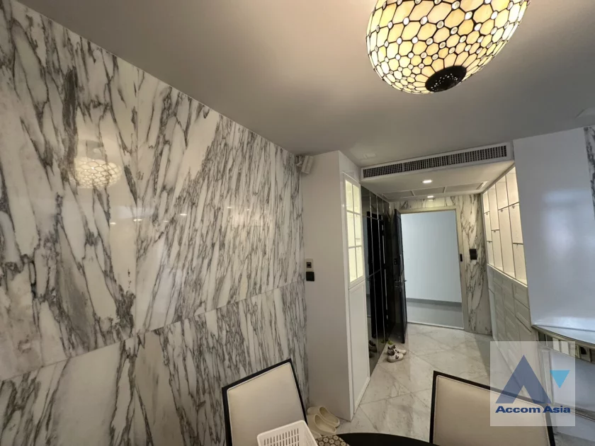6  3 br Condominium for rent and sale in Sathorn ,Bangkok MRT Khlong Toei at Maestro 01 Sathorn Yenakat AA34008