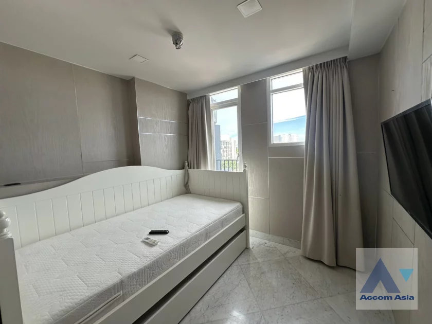 20  3 br Condominium for rent and sale in Sathorn ,Bangkok MRT Khlong Toei at Maestro 01 Sathorn Yenakat AA34008