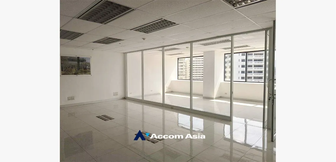 unit Office space For Rent in Sukhumvit, Bangkok  near BTS Nana (AA34011)