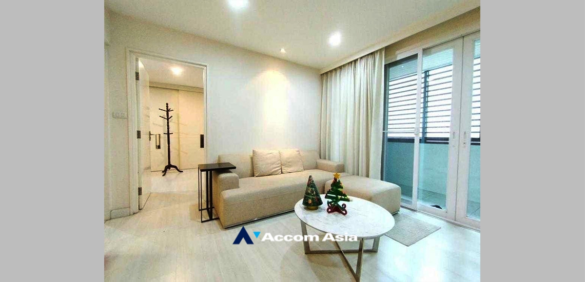  1  2 br Condominium For Sale in Charoen Nakhon ,Bangkok BTS Krung Thon Buri at The Bangkok Sathorn Taksin AA34022