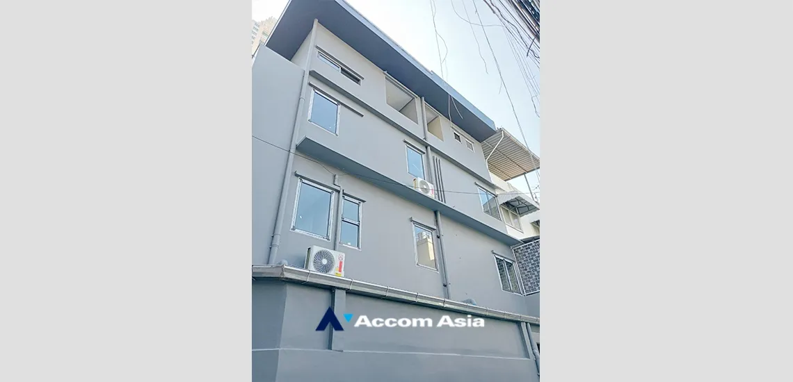 10  House For Rent in Sathorn ,Bangkok BTS Saint Louis AA34024