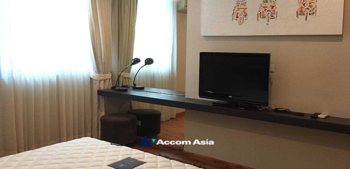 8  2 br Condominium For Rent in Ploenchit ,Bangkok BTS Ratchadamri at The Rajdamri AA34035