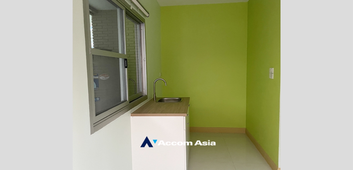 6  2 br Townhouse For Rent in Sukhumvit ,Bangkok BTS Phra khanong AA34042